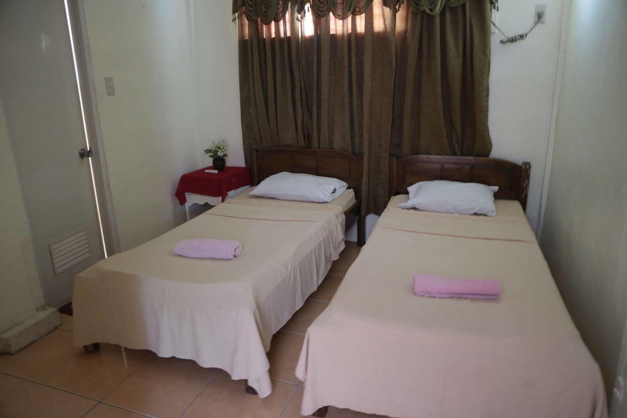 Newport Oak Pension Inn Tagbilaran City Luaran gambar